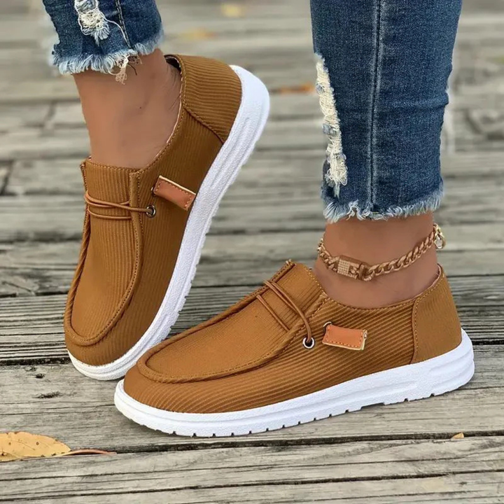 Nerissa | Women's Corduroy Slip-On Low-Top Sneakers