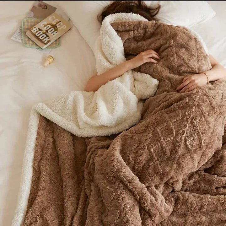 Fleece Blanket Thick Winter Lightweight – Soft, Breathable & Warm, for Couch, Bed & Travel Use