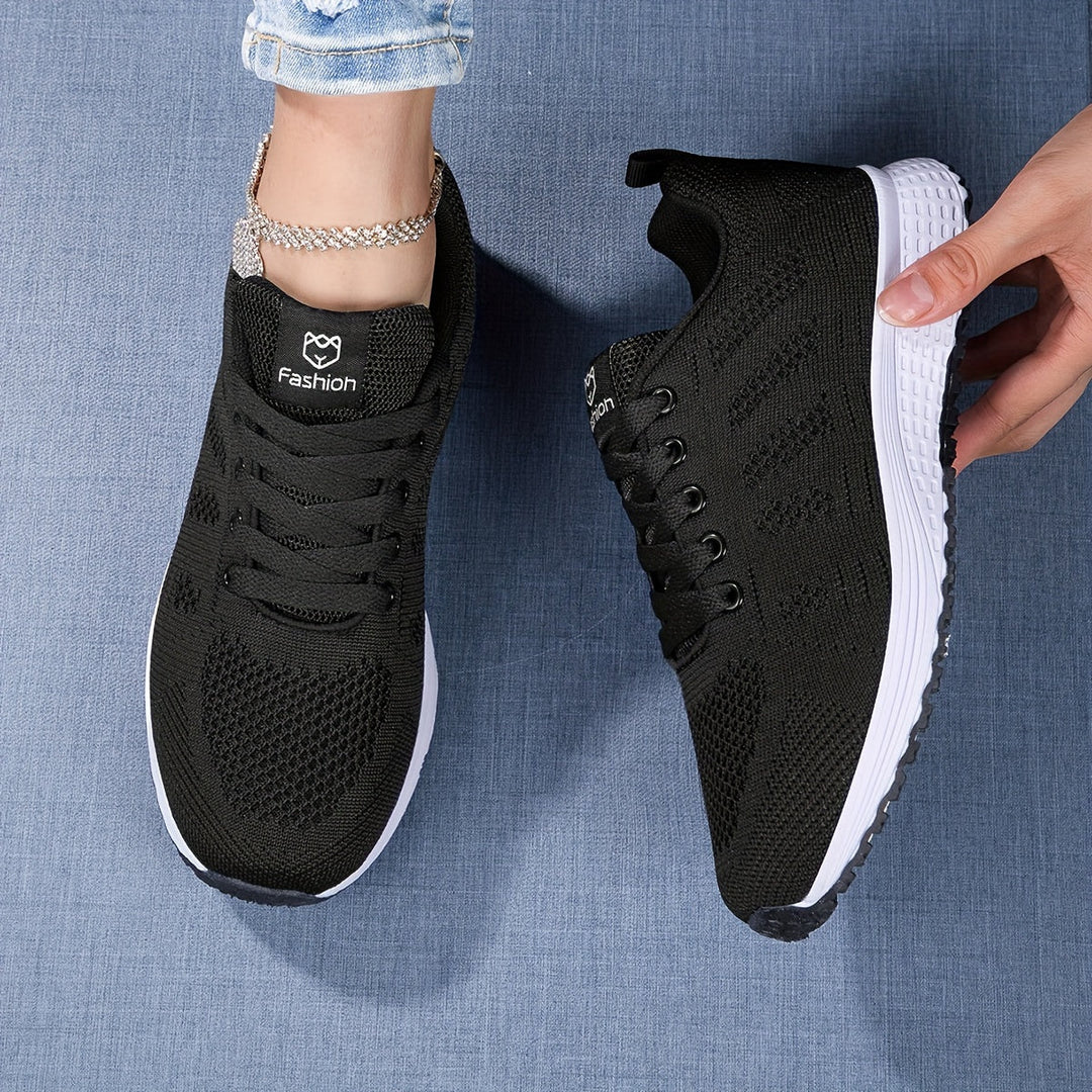 Viera | Women's Lightweight Lace-Up Low-Top Trainers