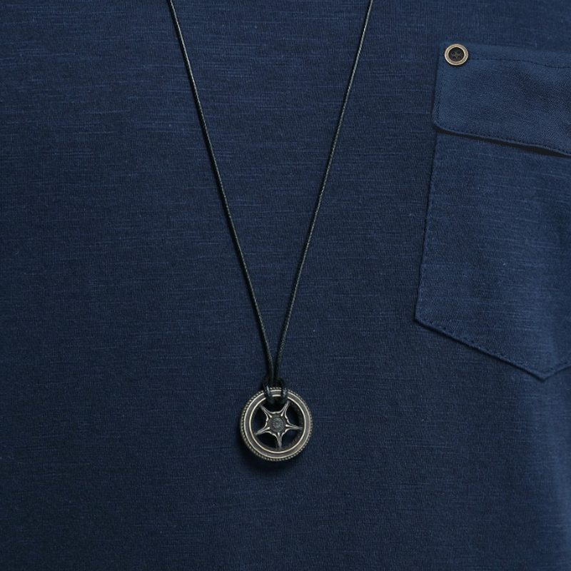 Chino | Men's Casual V-Neck Pocket Detail T-Shirt