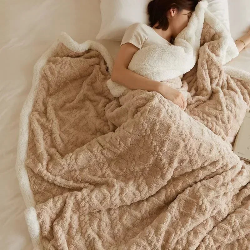 Fleece Blanket Thick Winter Lightweight – Soft, Breathable & Warm, for Couch, Bed & Travel Use