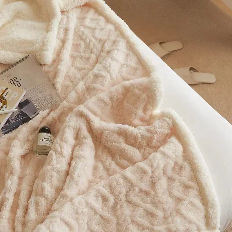 Fleece Blanket Thick Winter Lightweight – Soft, Breathable & Warm, for Couch, Bed & Travel Use