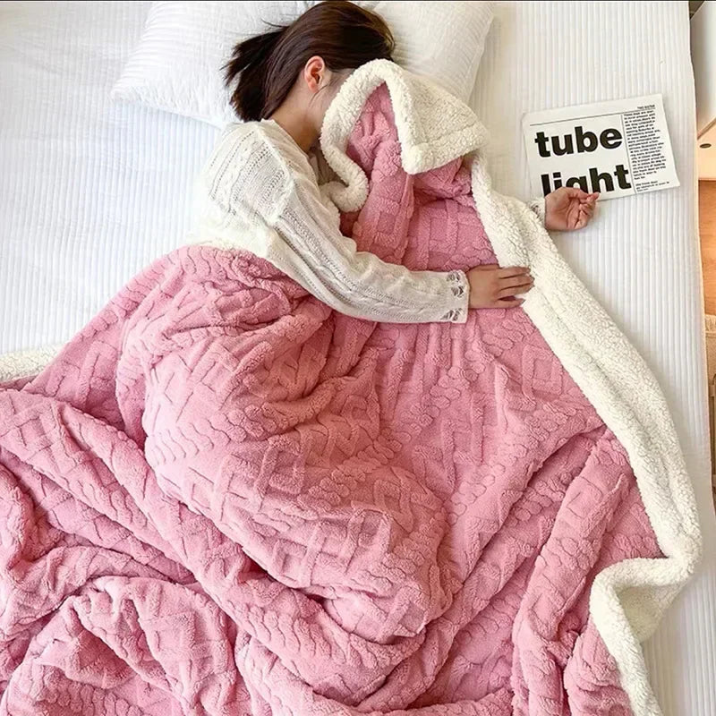Fleece Blanket Thick Winter Lightweight – Soft, Breathable & Warm, for Couch, Bed & Travel Use
