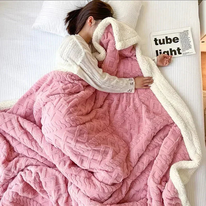 Fleece Blanket Thick Winter Lightweight – Soft, Breathable & Warm, for Couch, Bed & Travel Use