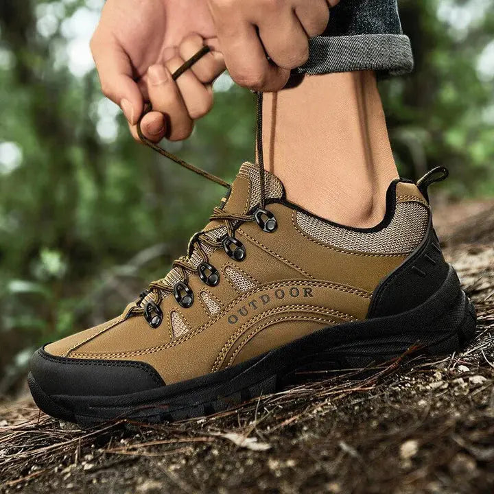 Men's Waterproof Hiking Shoes Supportive Outdoor Walking