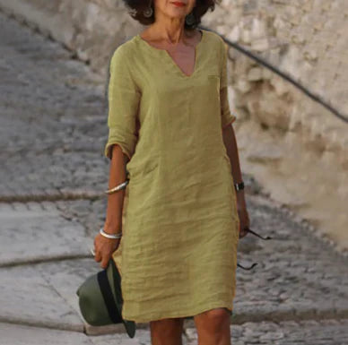Naomi | Women's V-Neck Half Sleeve Shift Dress